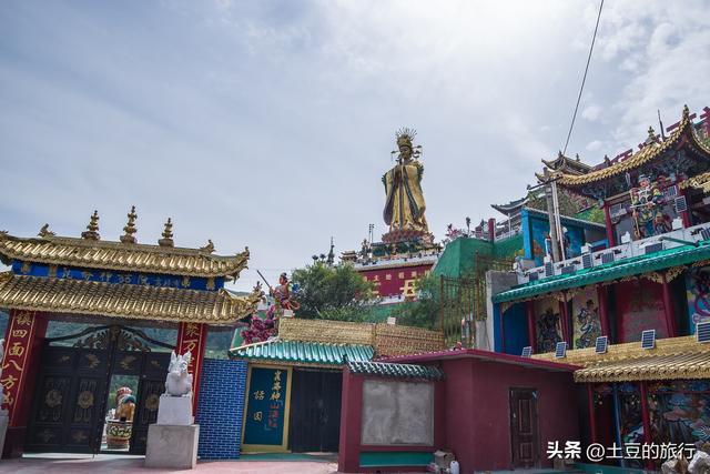第40，青海西宁扎麻隆凤凰山，九天圣都，昆仑文化的龙头景点