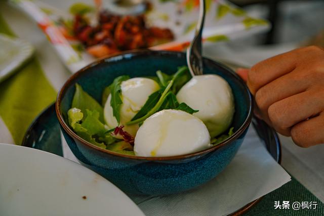 十年两刷意大利，南意根本不在乎米其林，他们只在乎番茄够不够酸