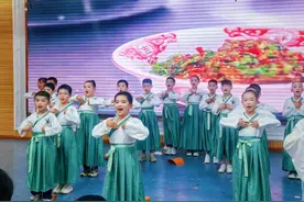 岳阳楼区朝阳小学：与“小诗人”共赴诗词会图片