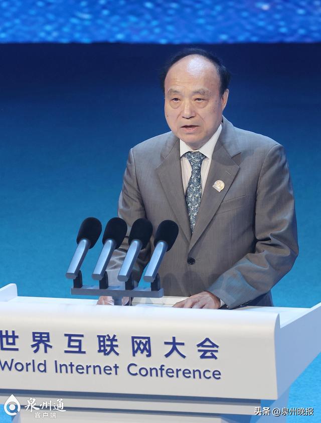 2025数字丝路发展论坛丨中外嘉宾共话数字丝路：发展红利跨山海，互联互通有新招