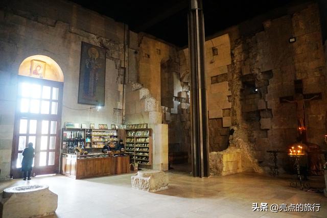 跟着丝绸之路去旅行高加索三国——格鲁吉亚巴世遗葛拉特大教堂