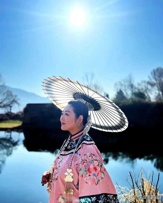 她曾是最美农村妇女演员 40多演少女 如今不拍戏，云南旅游成胖可爱