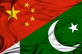 中国提供百亿贷款，出口20架歼10C，再加240枚霹雳15导弹图片