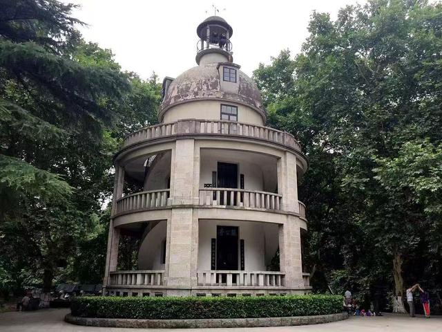 探幽怀旧，真的不用去远方:老校园与老公园都可看昔日时光