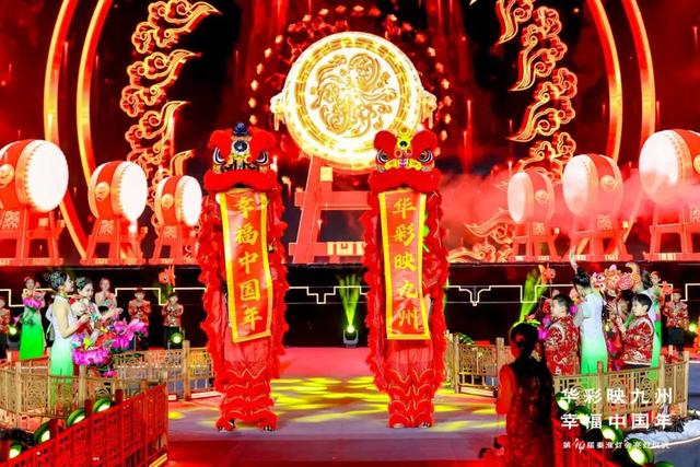 亮灯！马到！这是昨晚的南京