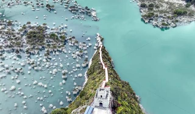 玉垒关下何奇？两江交汇！