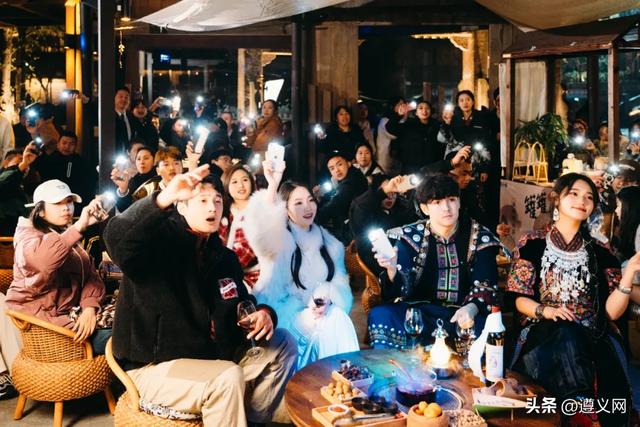 冬季文旅“四件套”之围炉！去乌江寨过“火肆节”