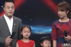 20岁犯人在狱中爱上女教官，竟只用一张纸条，就让女教官嫁给了他图片