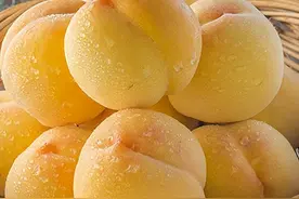 无论有钱没钱，除夕夜当天，记得摆五种水果，看你家买了吗？图片