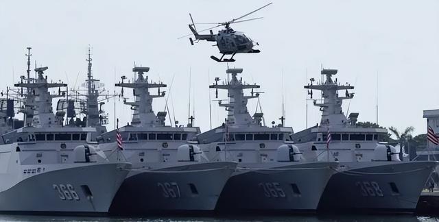 4.5亿购加里波第号航母，80亿买42架阵风，印尼加快武器采购
