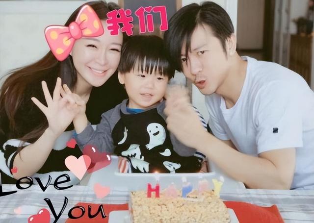 亲妈、干妈都是名导，20年捧不红的他，娶妻改名后，突然火遍全网