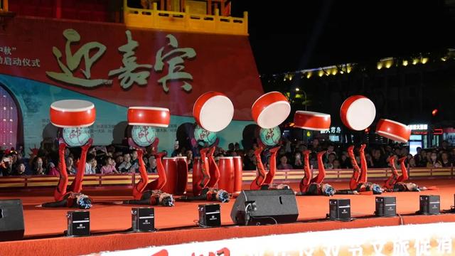 兴庆区双节文旅盛宴启幕 古今交融 燃动银川老城
