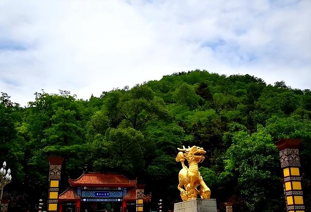 挖到一个陕西低调避暑县！三面被甘肃包围，夏天均温21℃，游客少