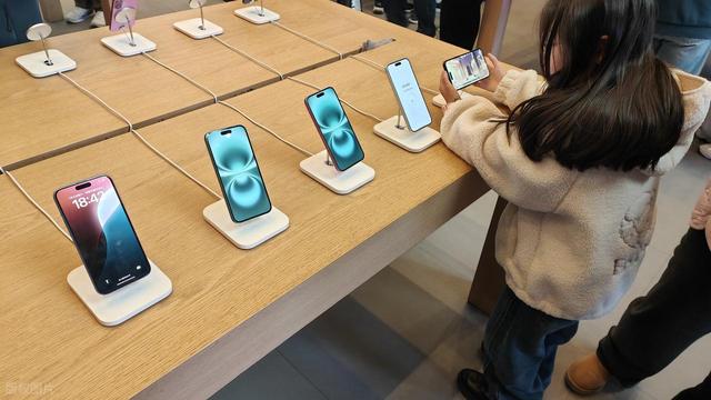 iOS 和鸿蒙谁更流畅？场景不同，体验大不一样