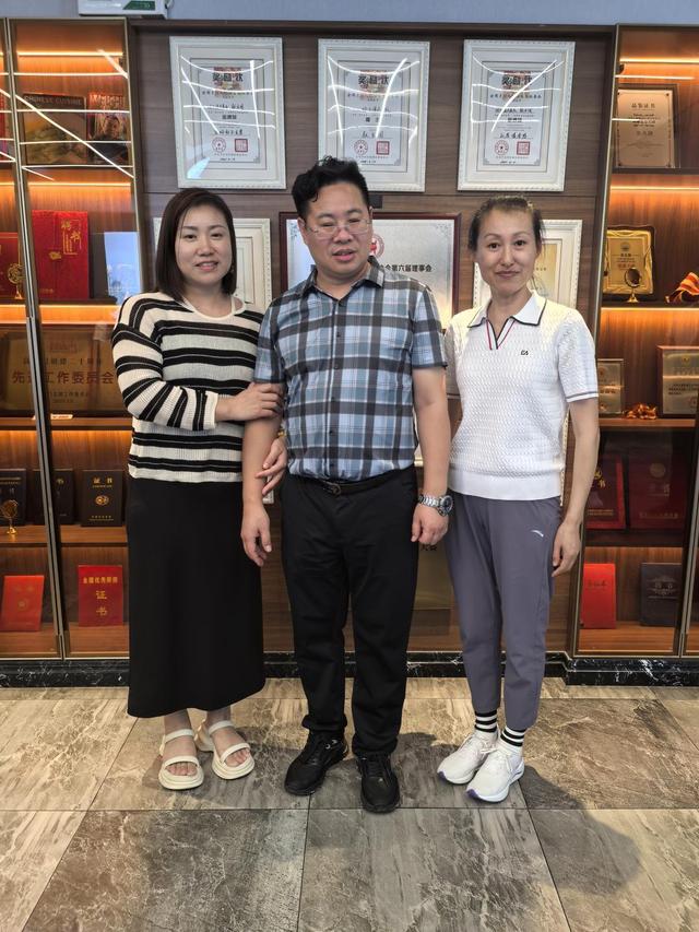 著名文化学者张龙哈尔滨打卡，邀客共品龙江风情