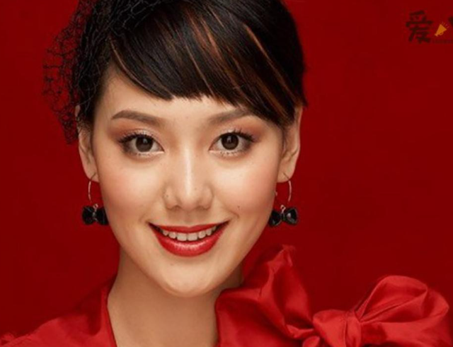 讨好大佬，陪睡上位，遭央视“开除”	，她身上的标签哪个才是真的