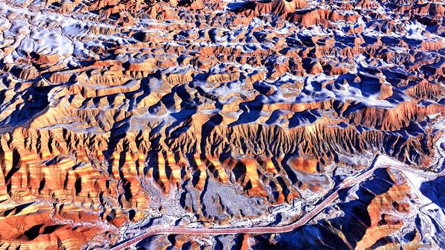 随拍！七彩丹霞冬景之美