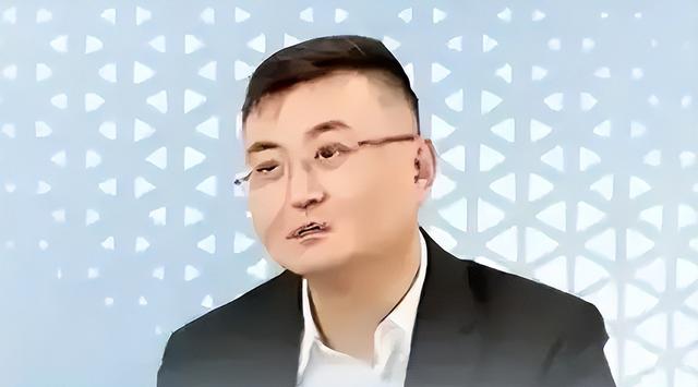 叛逃中国！年薪600万的华为高管，美国身份被扒后，更多猛料曝光