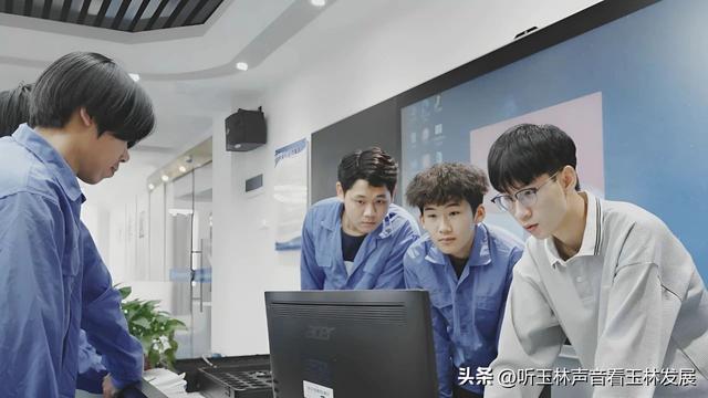 广西玉林技师学院AI教师苏文兴育智能工匠激活新可能