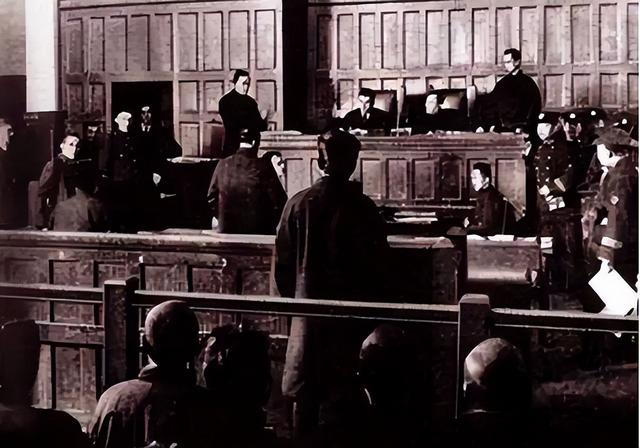 1955年，毛主席看到枪决名单后，拍案大怒：她可是咱全党的恩人！