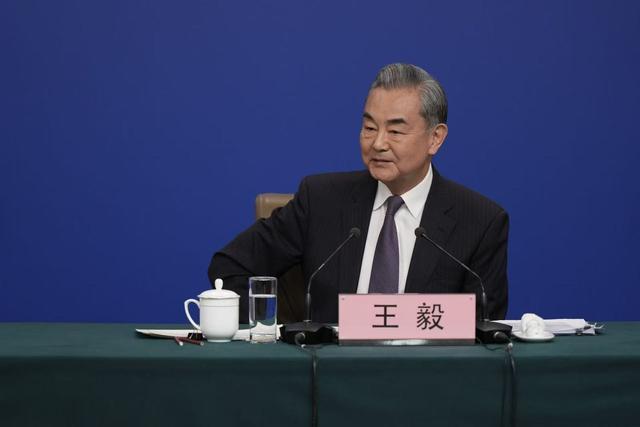 王毅罕见说了重话，中方取消访日行程，石破茂重新开始“反省”