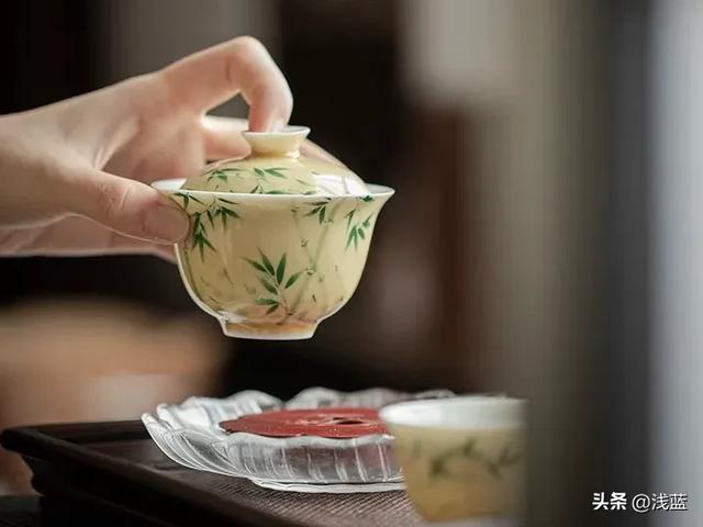 给生活，留七分白