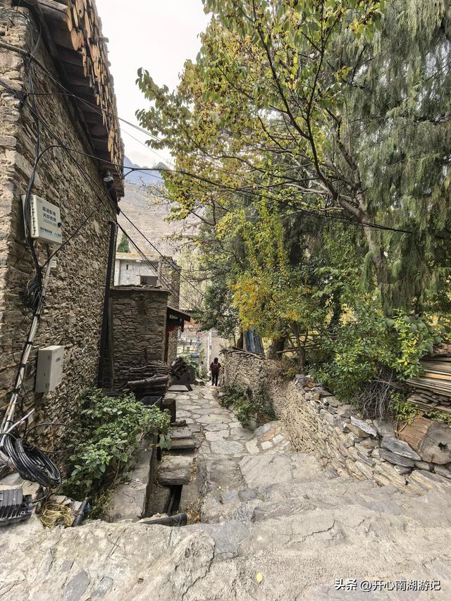 喀什经317到成都，色达县-都江堰，甲居藏寨、理小路、桃坪羌寨