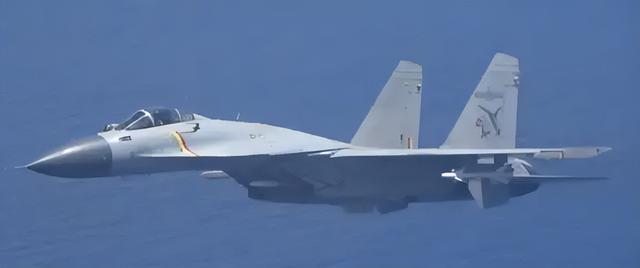 辽宁舰直逼冲绳270公里！日本战机急升空，谁在慌张一目了然