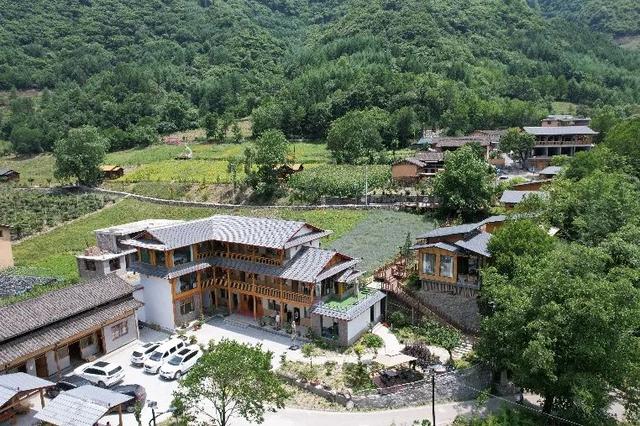 超绝盛夏避世指南！这个暑假在白马山寨找回生活本味