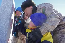 盘点！2023年中国军人的感人瞬间图片