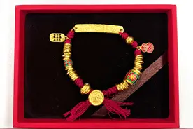 盘缠金手链 藏系风～当下流行的黄金手链图片