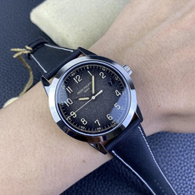 ���ݲ�ɽ����ۼ�2595Ԫ���������9��ԭװ��ϸ�ھ�տ�ѷֱ�