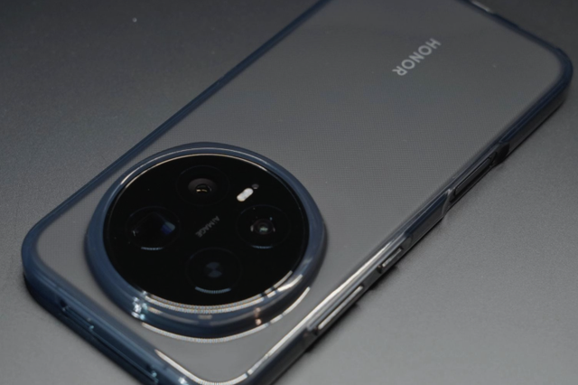 懂行人推荐小米还是荣耀？11月买手机，覆盖千元机到高端机