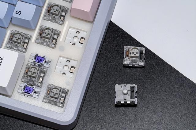 集手感和性价比一体的98键的雷柏V700 DIY-98机械键盘测评