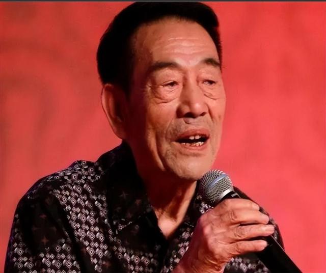 1989年，侯宝林为何对杨少华说：你一说相声的住唱戏的家里像话吗