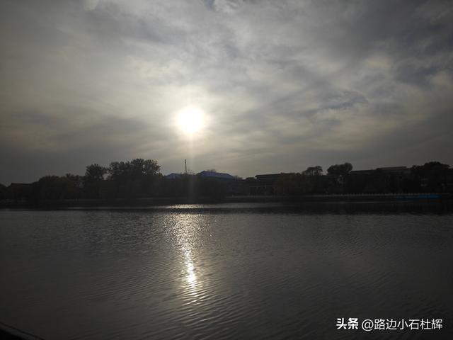 从童年嬉闹到诗意园林——一个北京土著的北海公园记忆