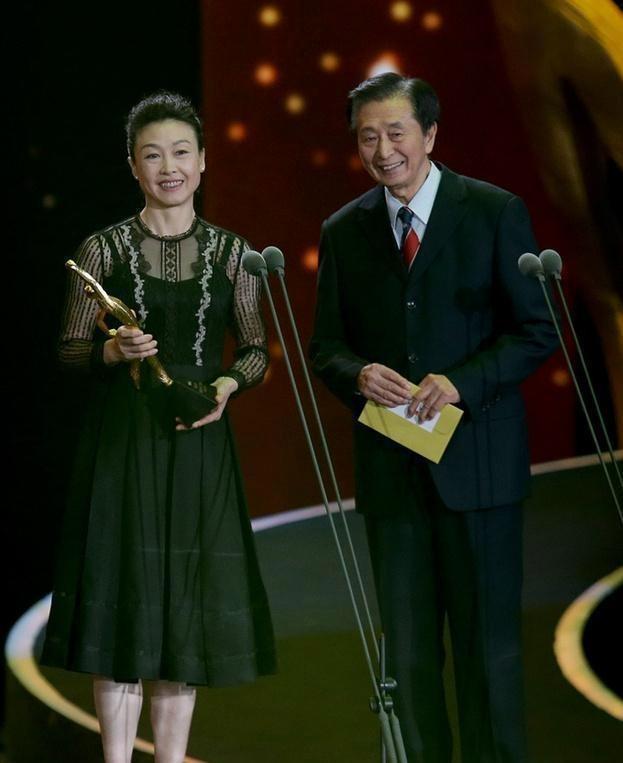 86岁宋世雄现状：定居北京老到认不出，托举儿女成才却都不在身边
