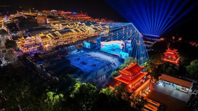 彭明：大江大湖大岳阳 天下忧乐天下景