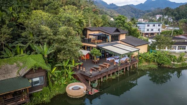 跟着赛事去旅游｜五指山：探五峰叠翠，闯雨林天路