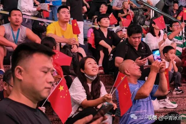 中青报直击九三阅兵：42张摄影作品，见证场内场外