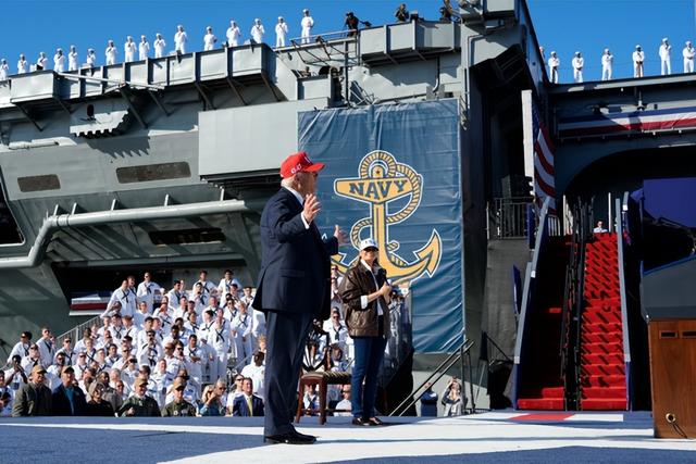 特朗普宣布打造“黄金舰队”，点名让韩国助他一臂之力