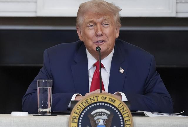 美债已成“无底洞”，中国随时可能打出这张牌，让特朗普不得不防