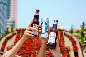 好喝、好玩、好风景！一起“游青岛 喝白啤”，唤醒你的夏日多巴胺！图片