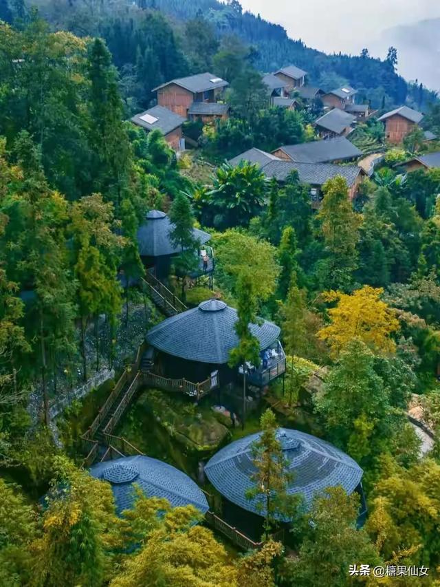 标题：成都1.5h神仙秘境！3处免费桃源，人少景绝还出片