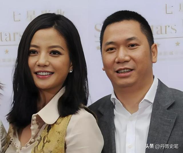 黄有龙没想到	，才与自己官宣离婚2年，前妻赵薇就因李湘深陷泥潭