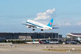 国庆出行，票买好了吗？后期错峰出行可捡“白菜价”机票图片