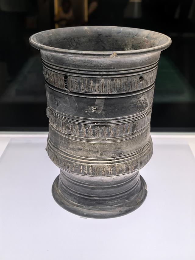 天津博物馆《商邑百工——三千年前的中国制造》展览首日爆火