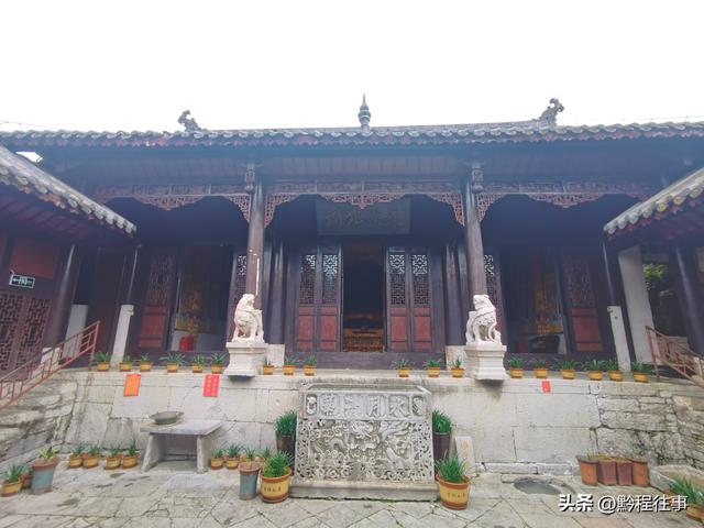 寻找一片僧人墓地，佛门高僧竟然最后落得尸骸无存