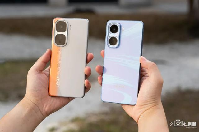 2599买骁龙8至尊版芯片，iQOO还在买芯片送手机