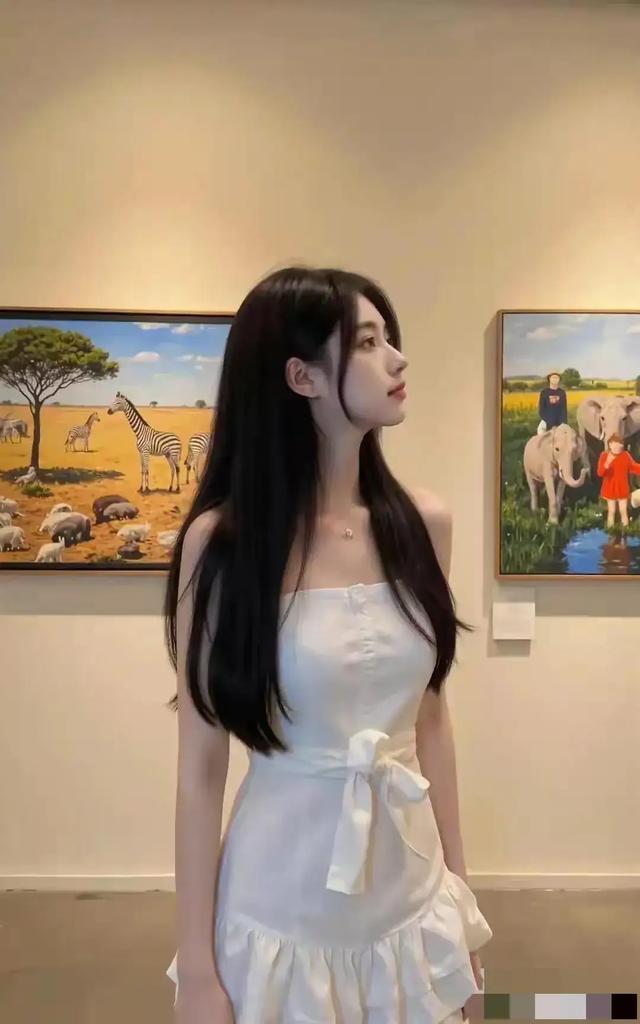 郑州一校花身高172cm，花容月貌，美得让人移不开眼！